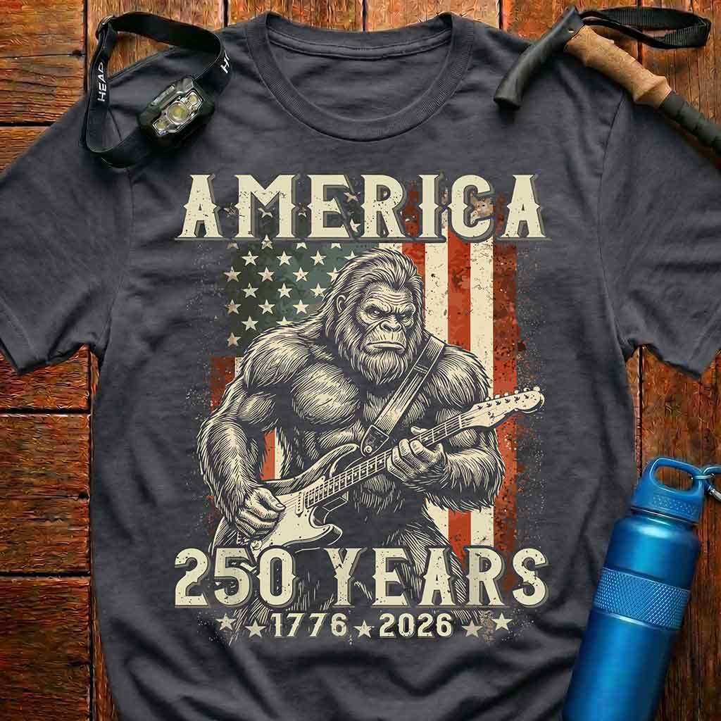 Patriotic Bigfoot America 250 Years T-Shirt