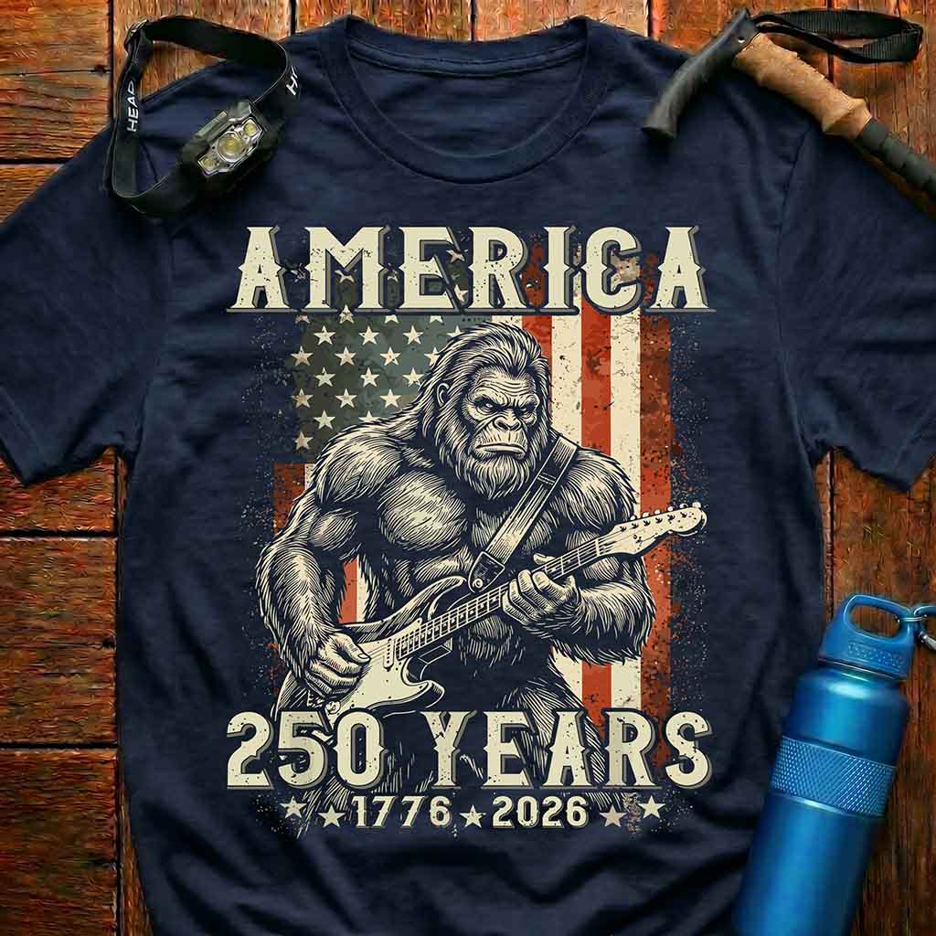 Patriotic Bigfoot America 250 Years T-Shirt