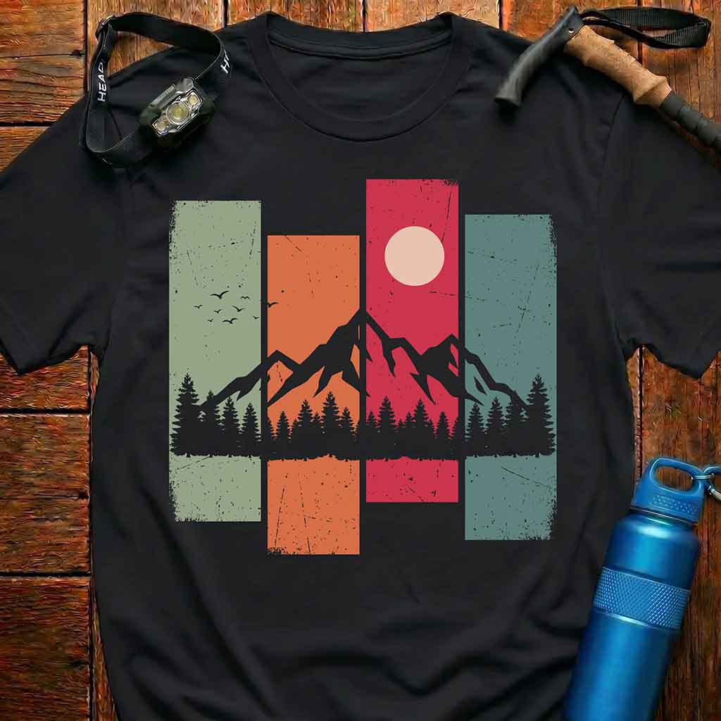 Retro Mountain Vintage T-Shirt